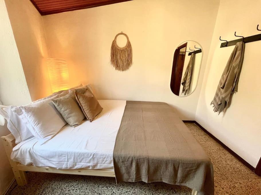 Historic Downtown Home By The Sea With King Bed Monterosso al Mare Kültér fotó