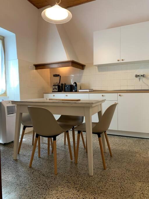 Historic Downtown Home By The Sea With King Bed Monterosso al Mare Kültér fotó